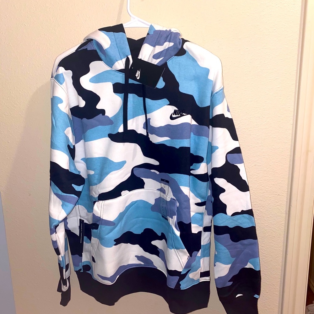 🔥NIKE NWT HOODIE MENS CAMO